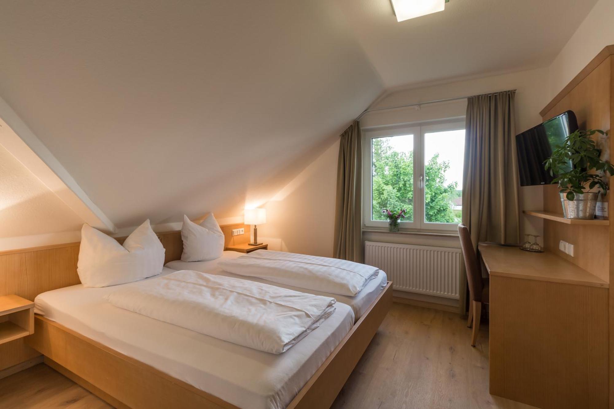 Gaestehaus Burgblick Bisingen Phòng bức ảnh
